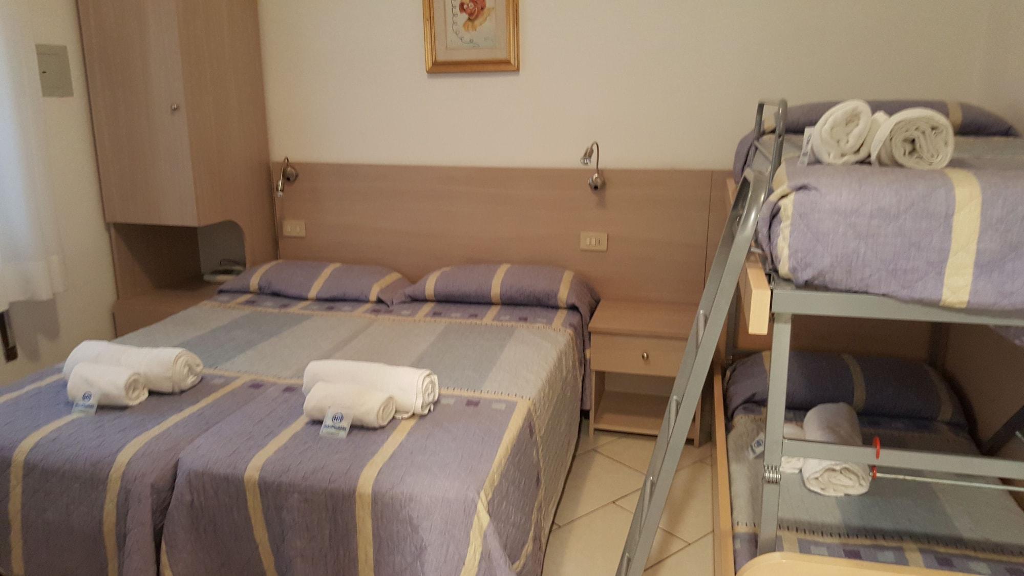 Hotel Madison Lido di Jesolo Esterno foto