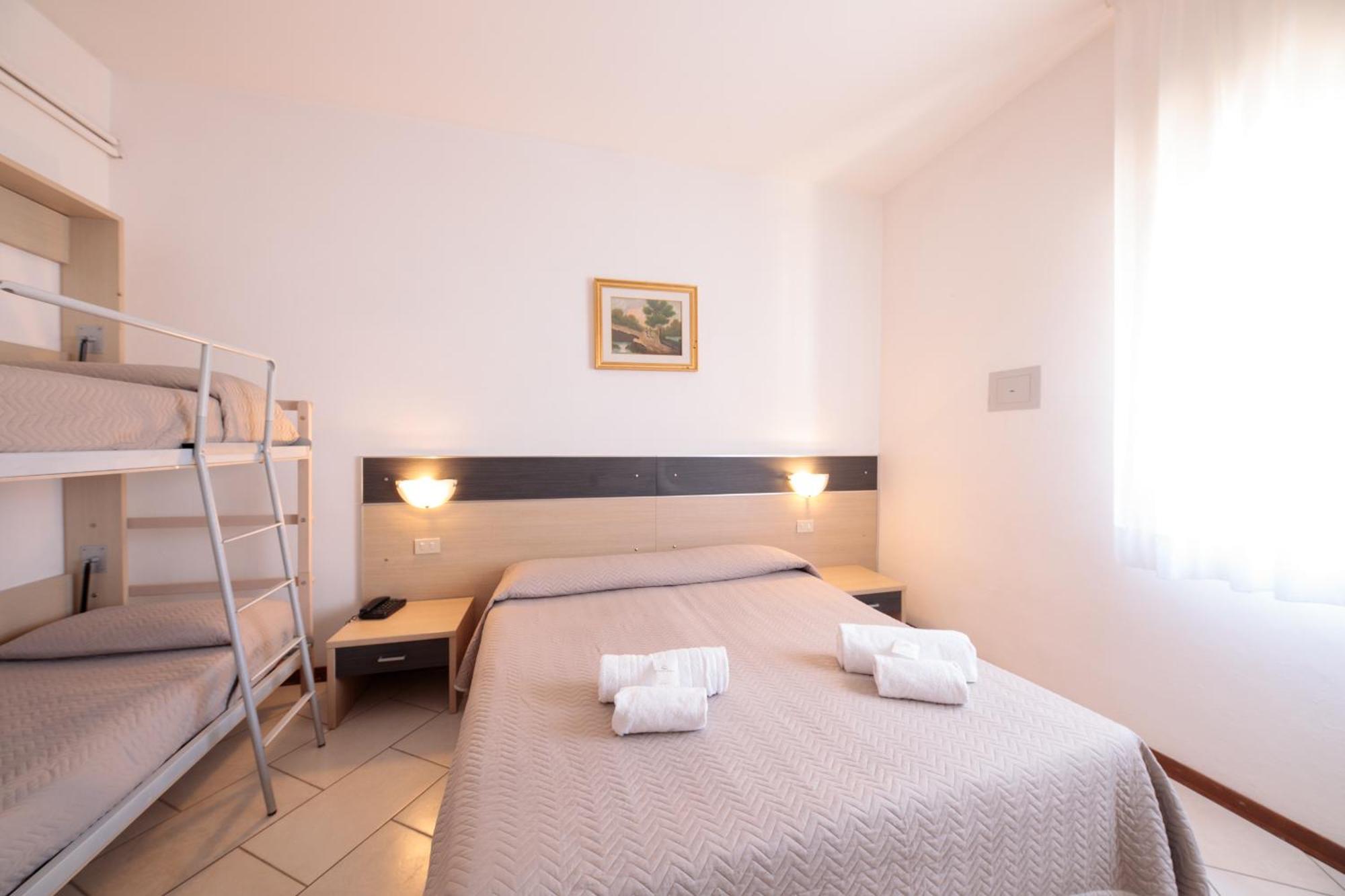 Hotel Madison Lido di Jesolo Esterno foto