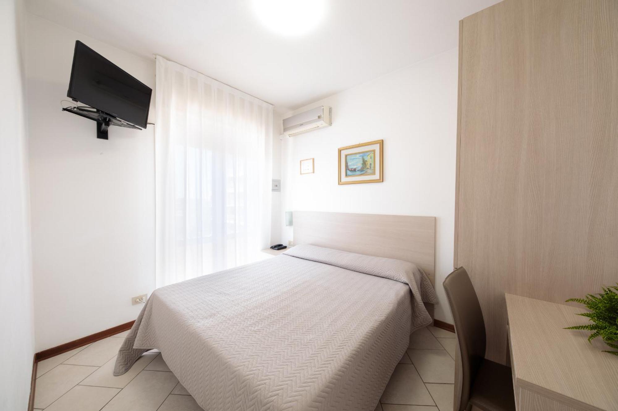 Hotel Madison Lido di Jesolo Esterno foto